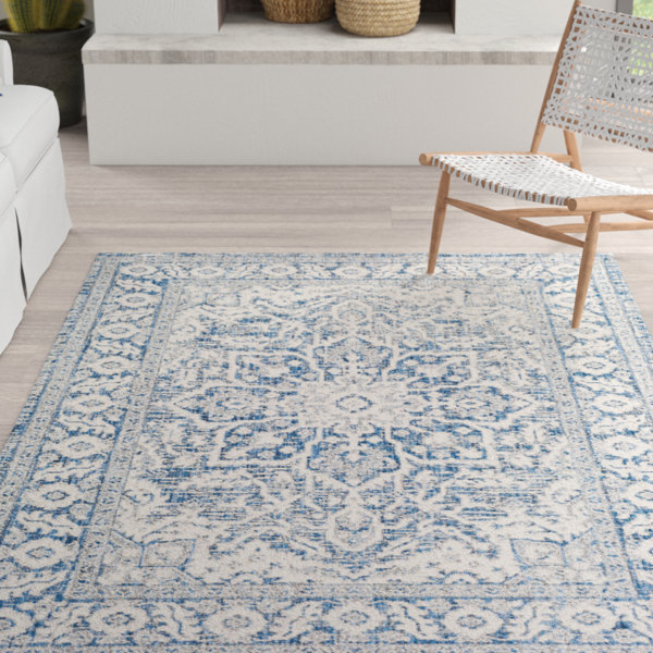 Mistana™ Summey Oriental Indoor / Outdoor Area Rug in Navy/White